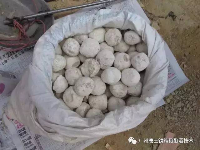 酒曲制作过程素材,酒曲的制作方法与教程