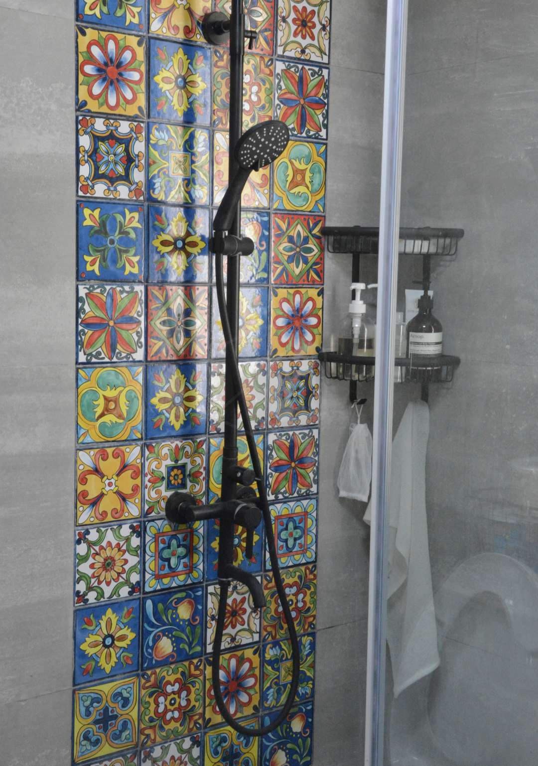 谁说装修非要北欧风工业水泥墙面引来迷妹一堆大爱北非风的卫浴间