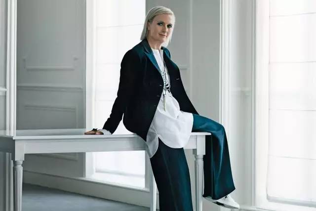 dior设计总监为什么这么受欢迎,dior为什么这么受欢迎