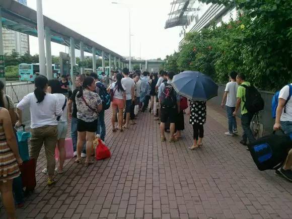 深圳目前在建设地铁,深圳地铁站现状