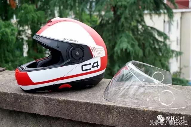 舒伯特揭面盔评测,舒伯特c4pro和agv揭面盔哪个好