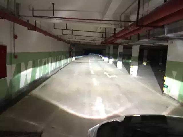 惠州新光源灯光升级‍，汉兰达原车灯发黄昏暗升级NHK德国版海五双光透镜！