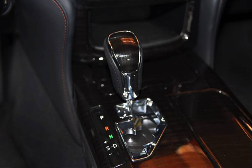 200元的led大灯推荐排行榜,2.5自吸最好的三款车