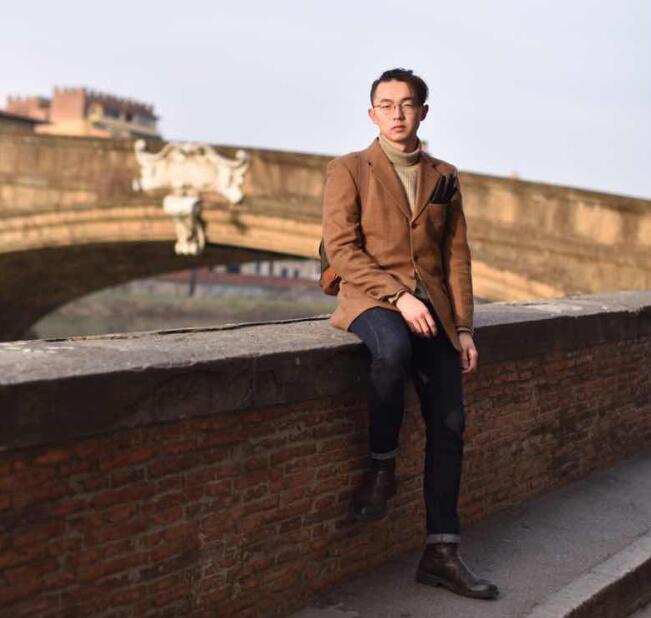 月薪五千元可以买哪些包包,月薪五千买奢侈品包包