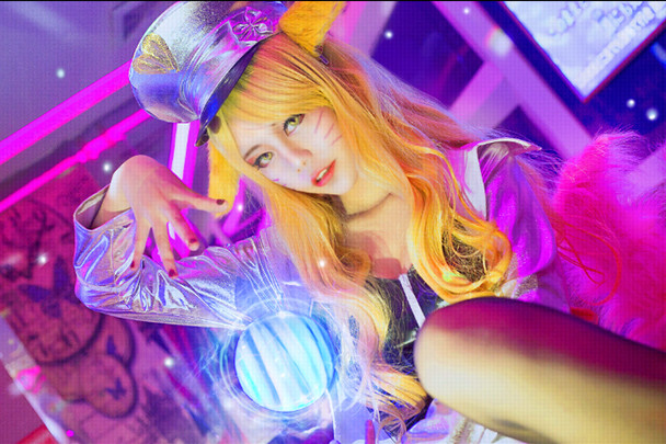 英雄联盟魔女阿狸cos正片,阿狸偶像歌手高山杜鹃至臻