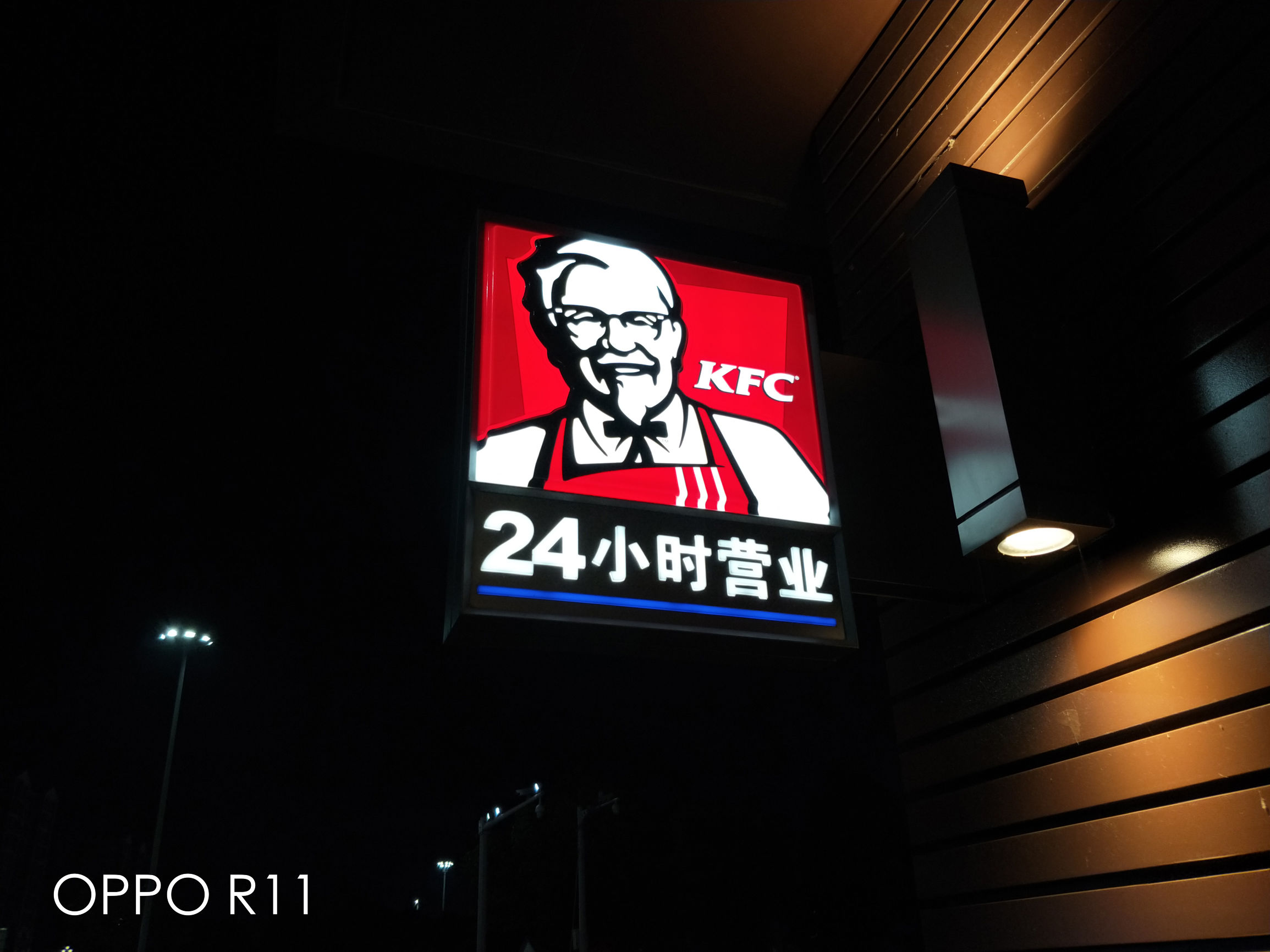 oppo手机相机怎么调拍照好看,不玩游戏拍照好的oppo手机