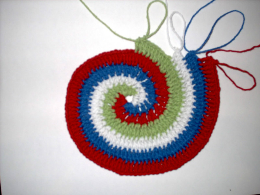 钩小鱼圆坐垫教程,钩小熊坐垫教程