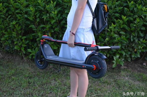 rnd电动滑板车优缺点,全铝车身轻多少