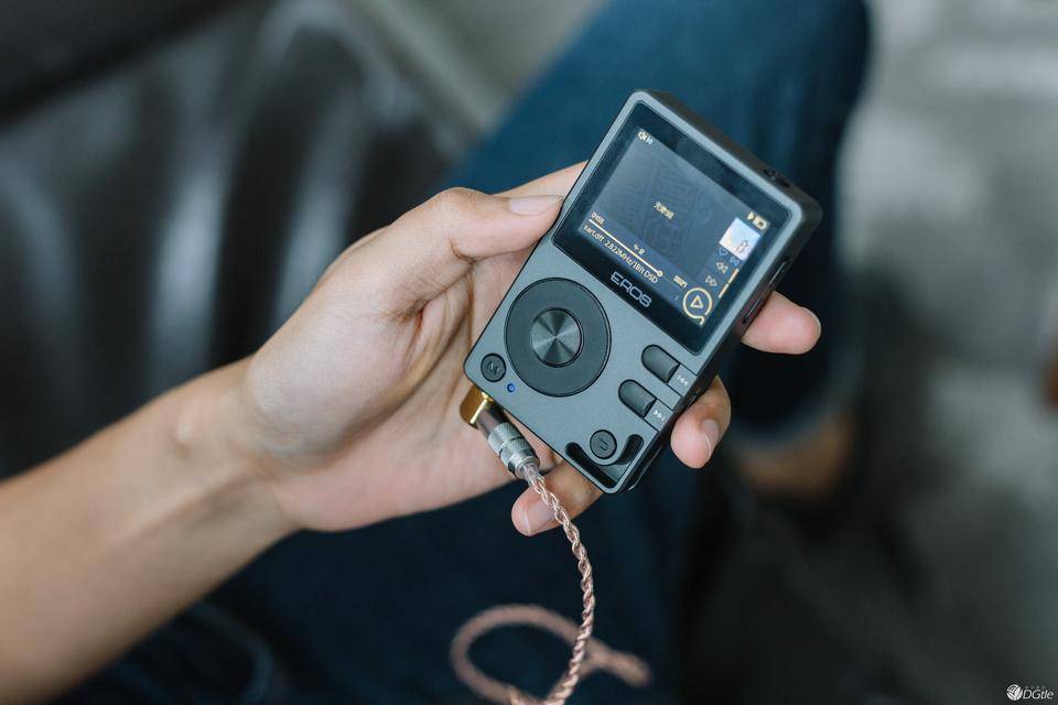 爱国者erosqhifi播放器如何下载音乐,爱国者aigoerosq蓝牙无损mp3评测