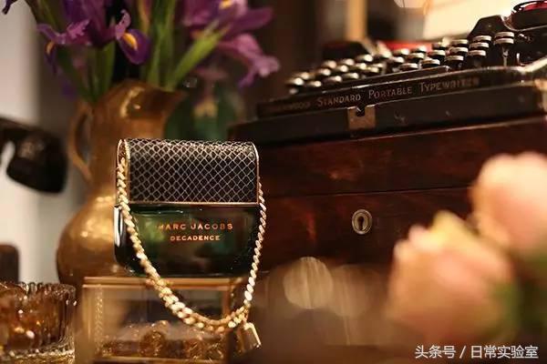 单身多年！老子终于靠这瓶香水把女神追到了手（评论送耳机）