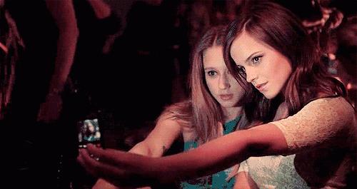 维密模特gigihadid,超模gigihadid的一周时尚穿搭