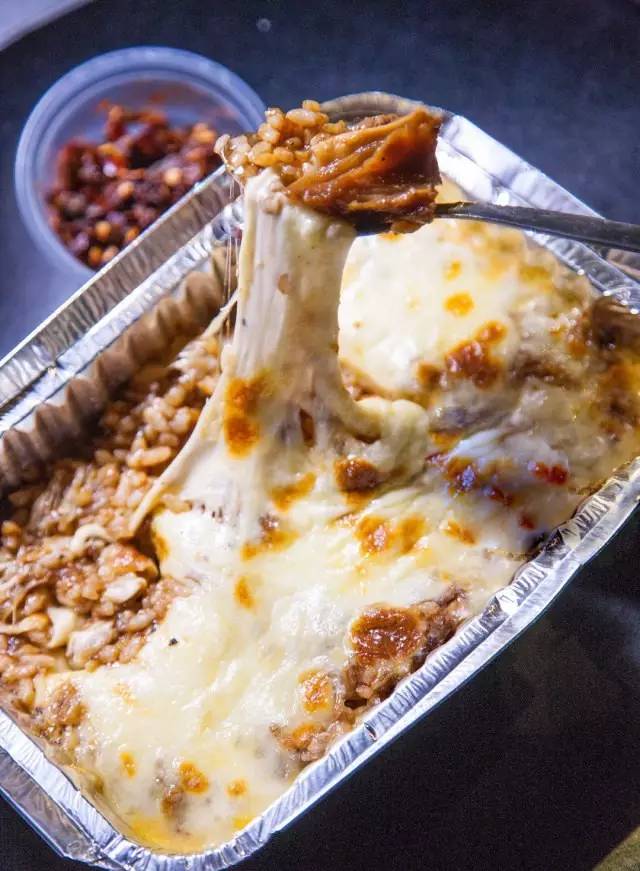 吃饭这么私人的事,吃饭是很私人的事