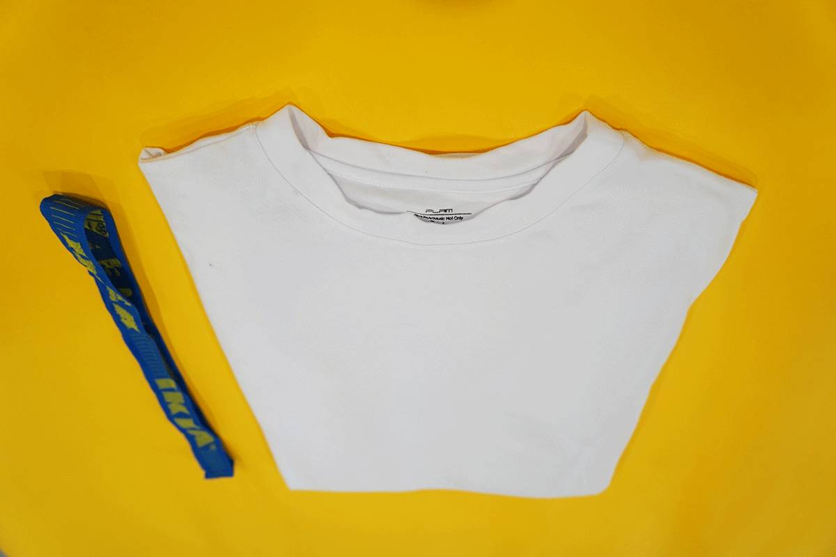 贫穷使人进步,贫穷使人进步后面一句