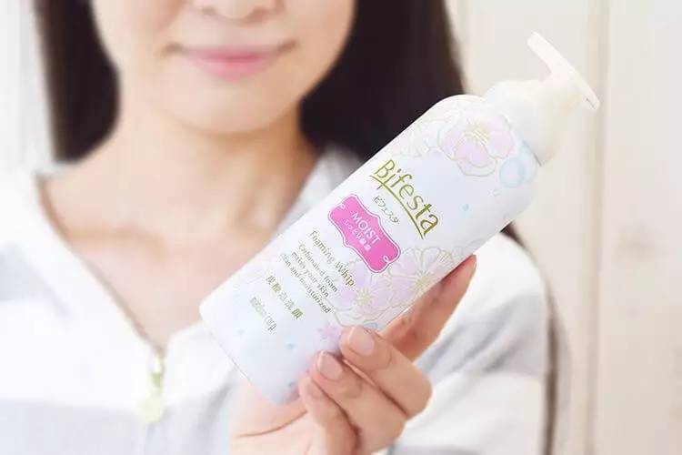 谁再问你哪款洗面奶好用，你就把这条内容丢给TA！