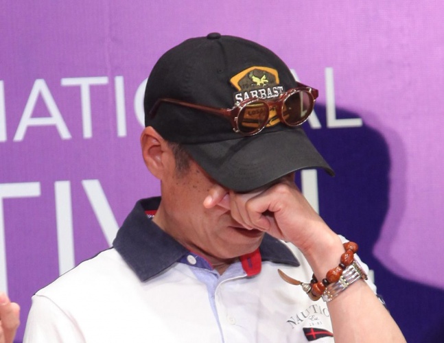 鏇逛簯閲戝垬浣╃惁,鏇逛簯閲戝垬浣╃惁瑙嗛