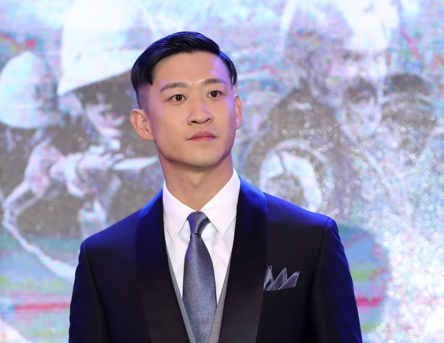 鏇逛簯閲戝垬浣╃惁,鏇逛簯閲戝垬浣╃惁瑙嗛