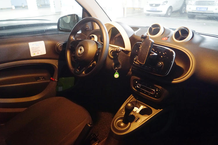 扫码的共享汽车,扫码式的共享汽车