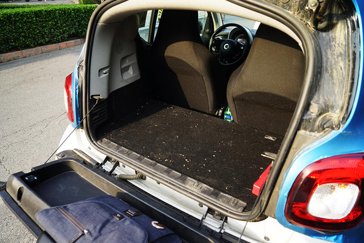 扫码的共享汽车,扫码式的共享汽车