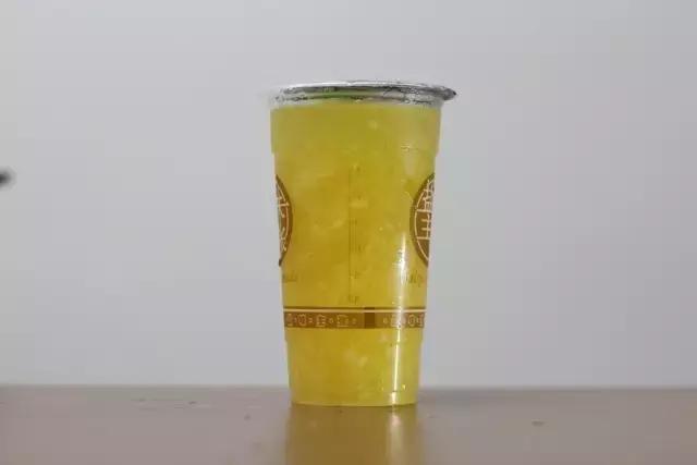 啊！好咸！好爽！喝完一袋盐后小编身残志坚，只为告诉你谁是老盐界的no.1！