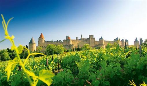 红魔鬼的真实身世,红魔鬼野人的故事