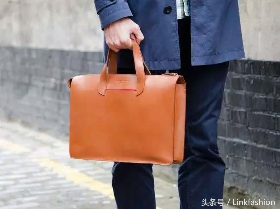 这些鞋包搭配建议，是时候告诉你的男人了