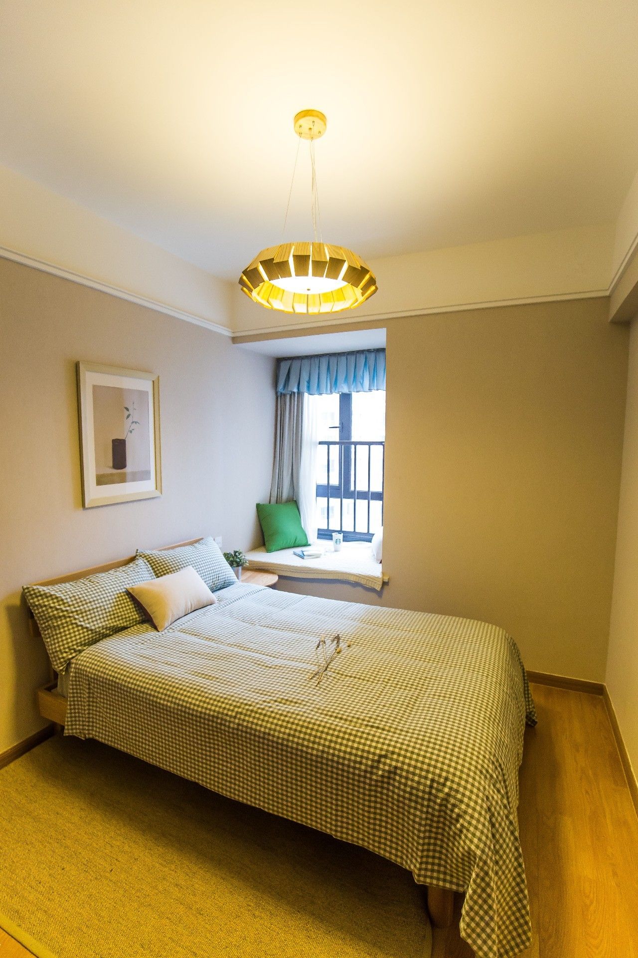 新房装修完工，4万硬装+3万软装，家具都是淘宝买的，美爆了