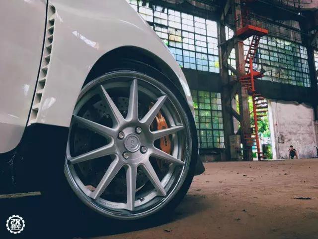 70万的进口思域太遥远，杭州车友将飞度GK5打造成Type-R外观