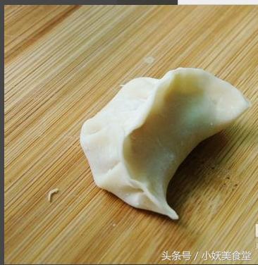 怎样包饺子才好看简单易学,怎么简单的包饺子才好看