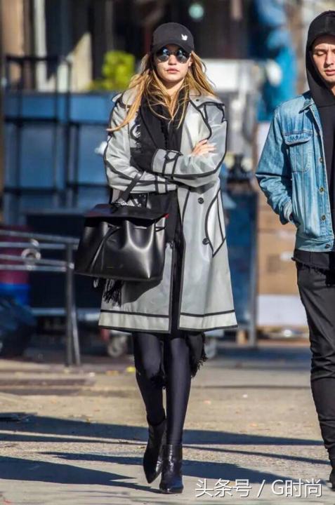 今年流行的雨衣搭配,雨衣各式各样好看不