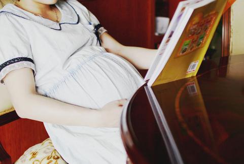 伊能静谈47岁产子秦昊,50岁的伊能静还能生孩子吗