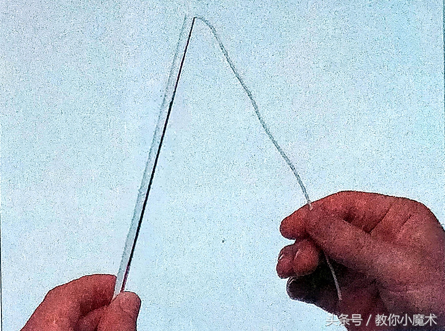 小魔术绳子剪断再还原,剪断的绳子如何复原魔术教程