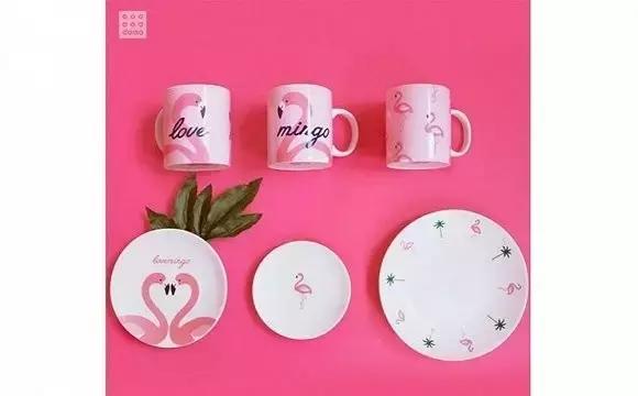 katemoss代言的女装,katemoss只穿面纱