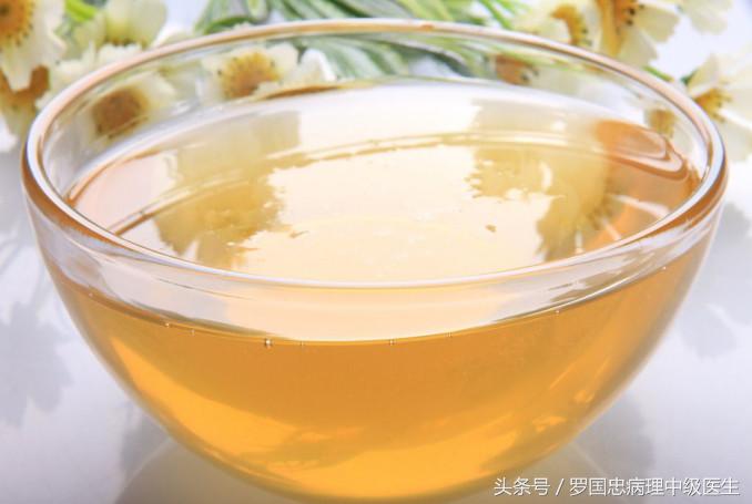 怎么选购真正的、纯正的蜂蜜90%的人不知道技巧，在这里具有多年经验的真正的深山养蜂资深专家详细告诉你