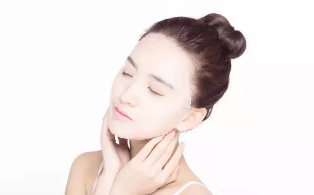 不同种类的面膜如何正确使用,教你选择适合的面膜