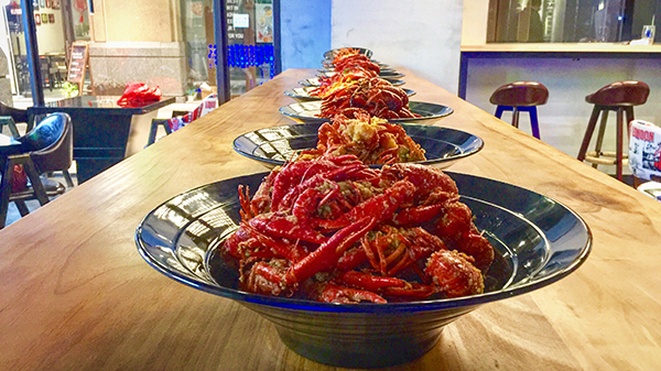 咳咳小哥，能给我来个梅雨天的freestyle吗？