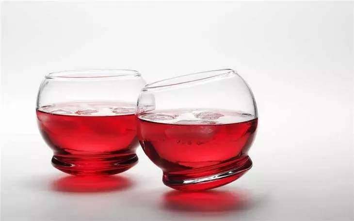 酒吧喝洋酒的好处,去酒吧为什么要排队