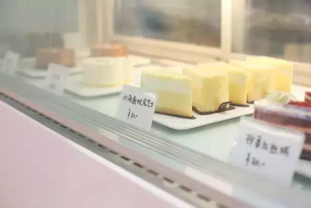 厦门开了一家北欧风蛋糕店！满眼Tiffany蓝！还有可爱到爆的可妮兔、布朗熊……
