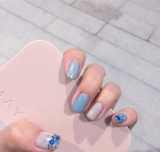 她们长这么好看，还不忘这点小心机