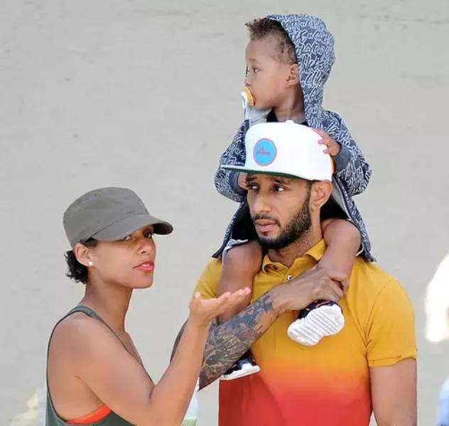 开挂的一家人动漫,开挂的一家人漫画