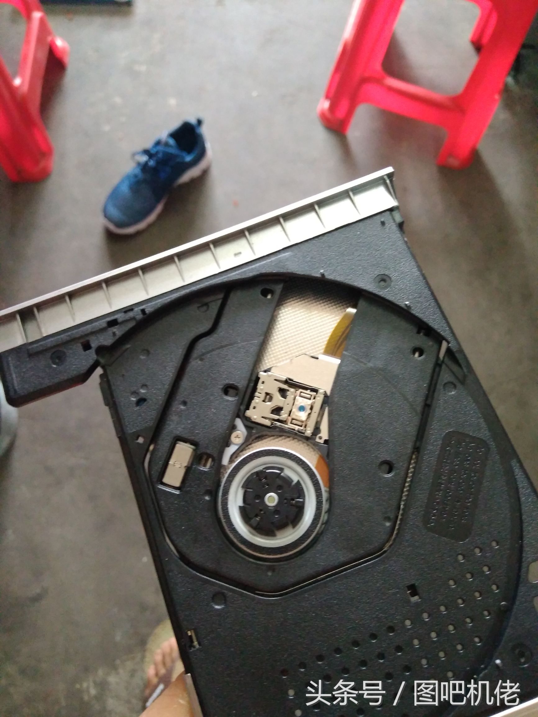 拆惠普1010,惠普8470p深度评测