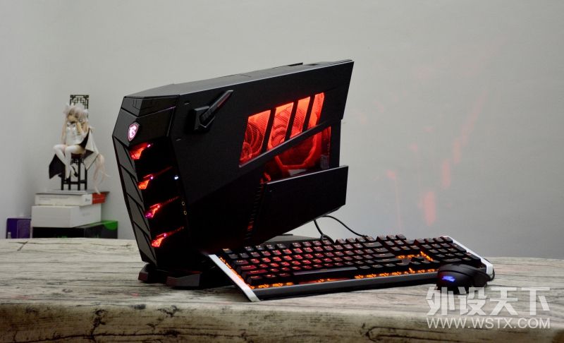 这才是游戏手机该有什么样的样子,微星宙斯盾钛3主机