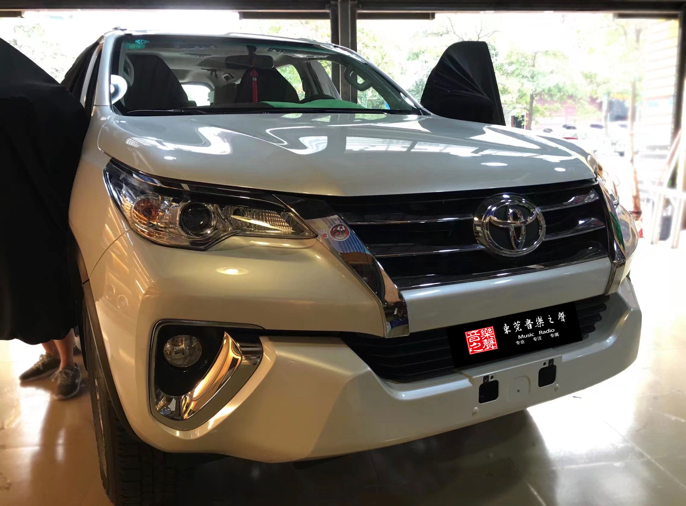 丰田穿越者最完美改装,丰田穿越者改装c柱