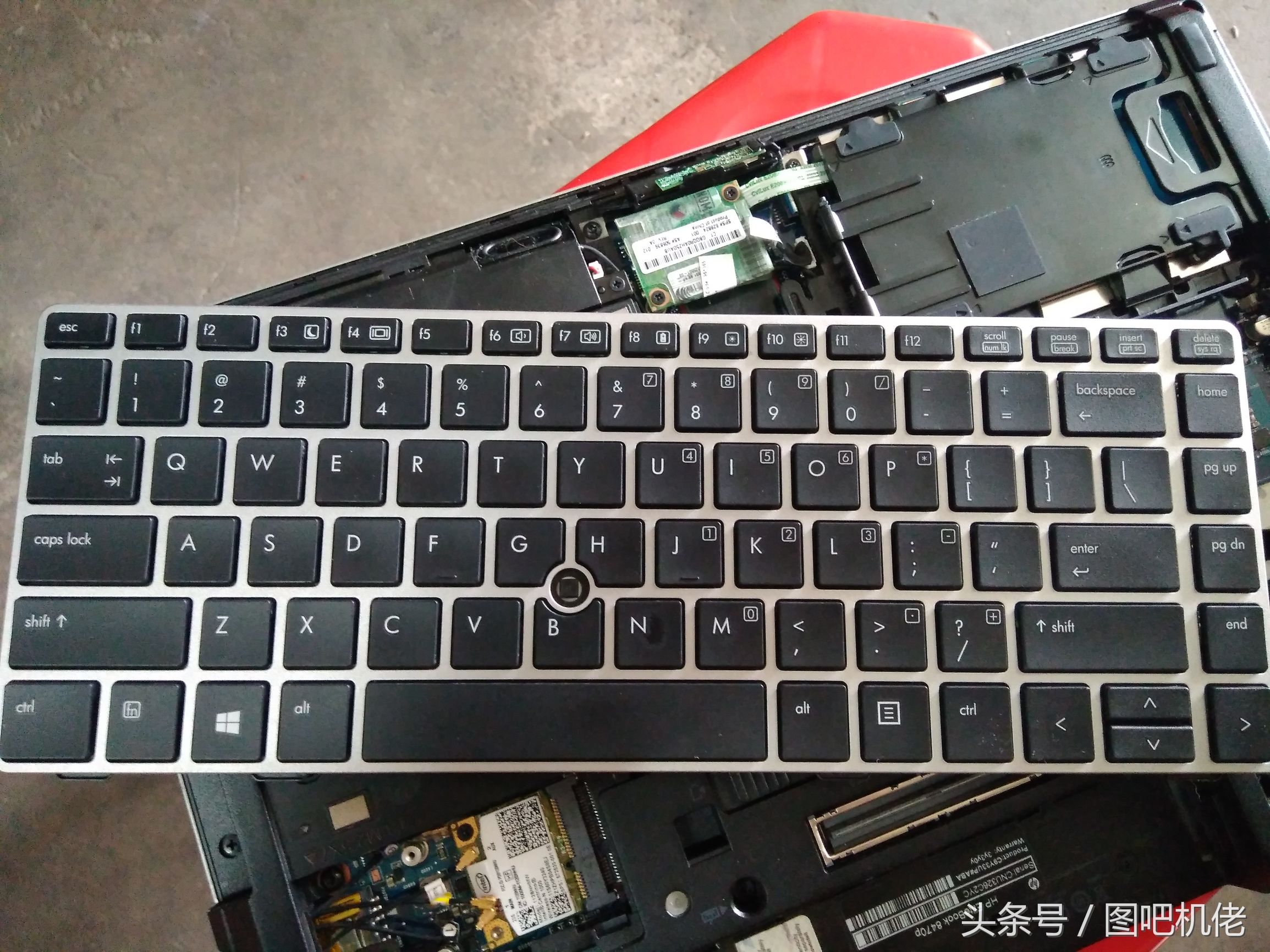 拆惠普1010,惠普8470p深度评测