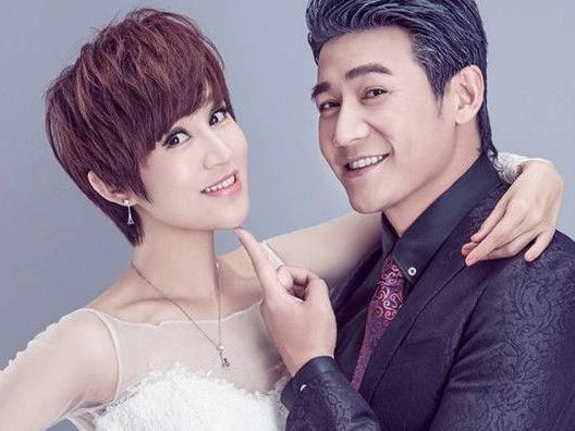 谢娜凭借实力进入决赛张杰助阵，明星恩爱夫妻你最喜欢哪对？