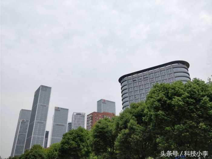 一加5还能用多久,一加5现在还值得买吗