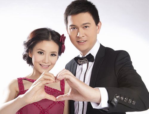 不说主持功力，就演技而言，你更看好湖南卫视那位女主持人？