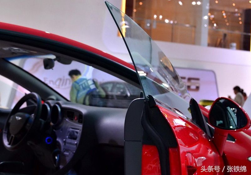 外观不输百万车,外观不输帕拉梅拉