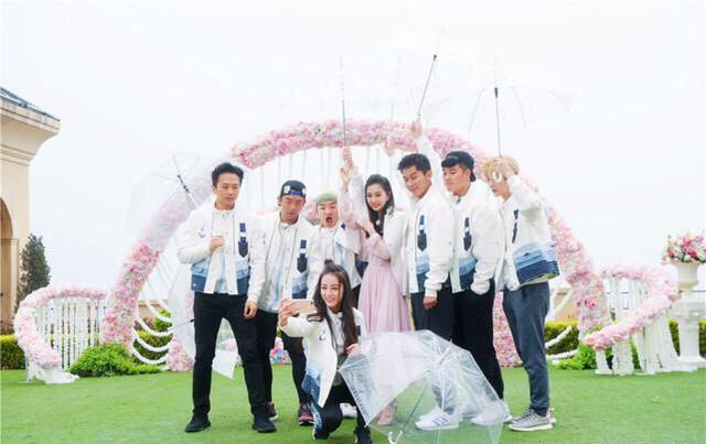 奔跑吧第一季李沁林志玲,奔跑吧林志玲李沁唐艺昕完整视频