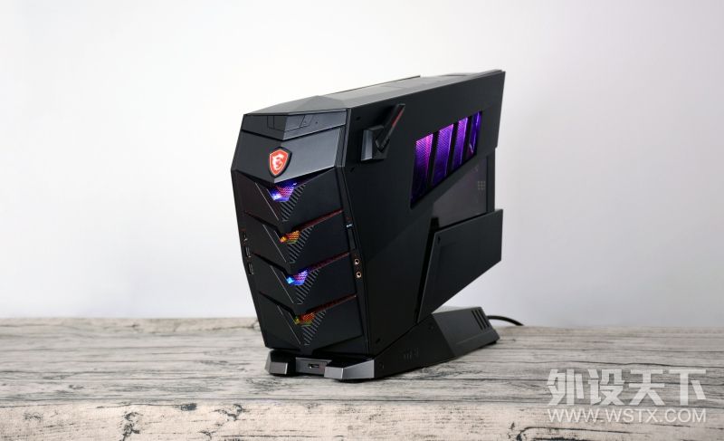 这才是游戏手机该有什么样的样子,微星宙斯盾钛3主机