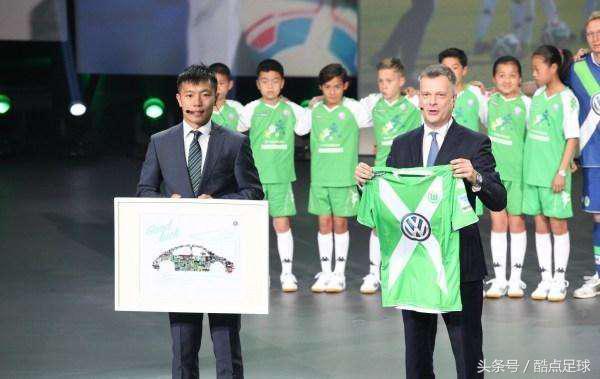 若论天赋技术他完胜张玉宁；国青18岁红星将登陆五大联赛！